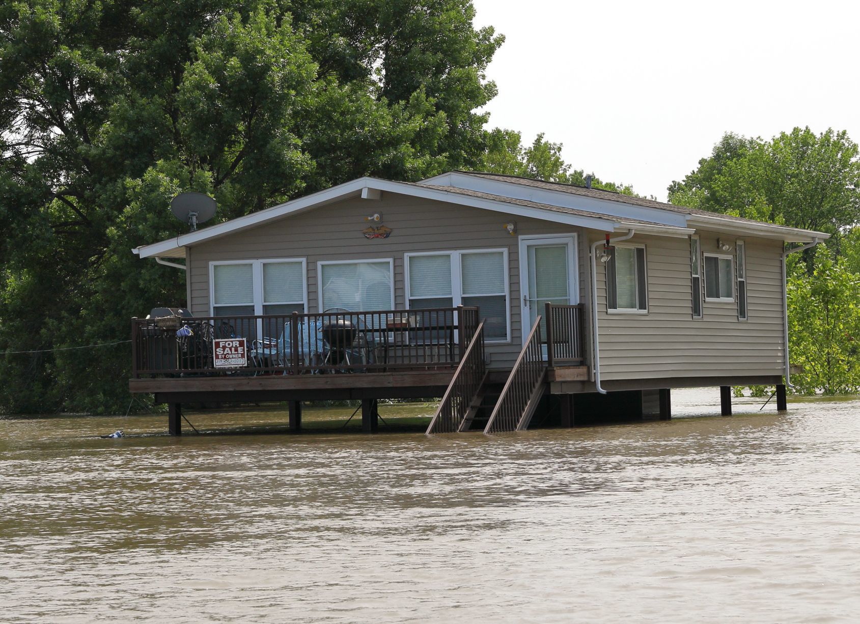 Mississippi River flooding in St. Charles County